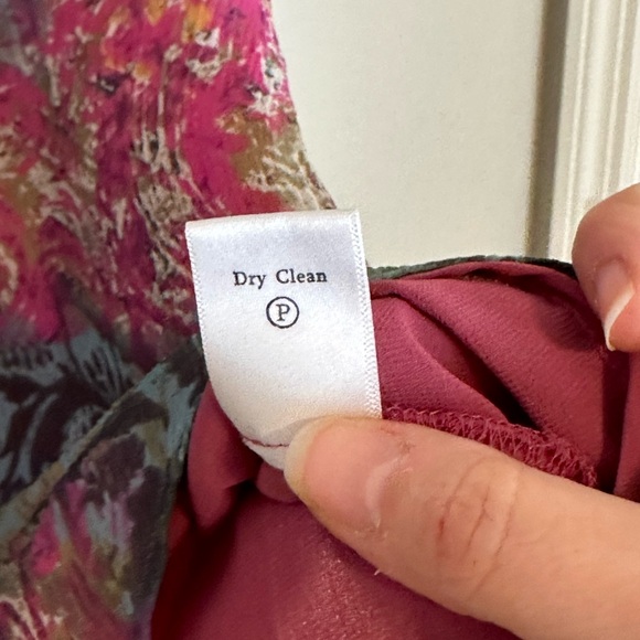 Coldwater Creek (size PL)Silk Pink/Green/Blue V-neck Blouse with 3/4  Sleeves - Picture 11 of 12